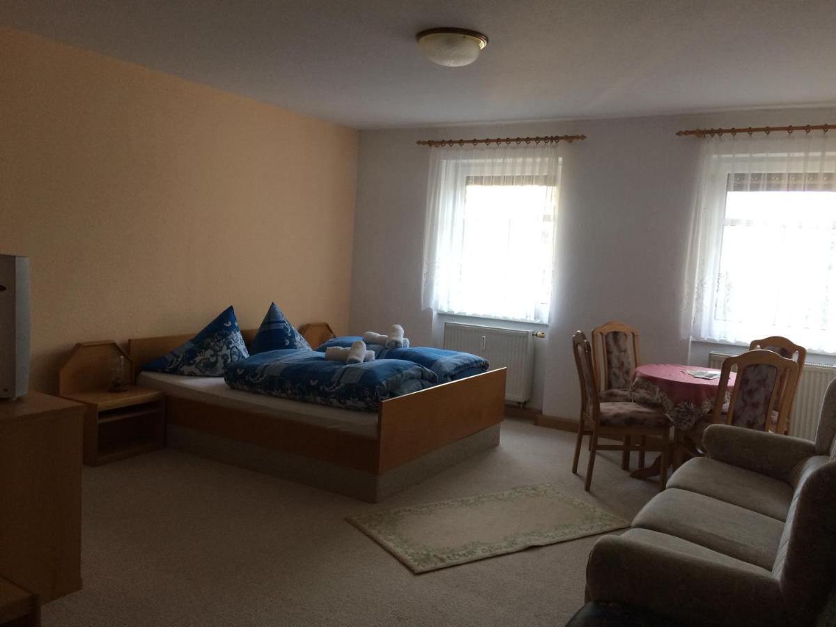 Hotel Stadt Leipzig Rosswein ภายนอก รูปภาพ